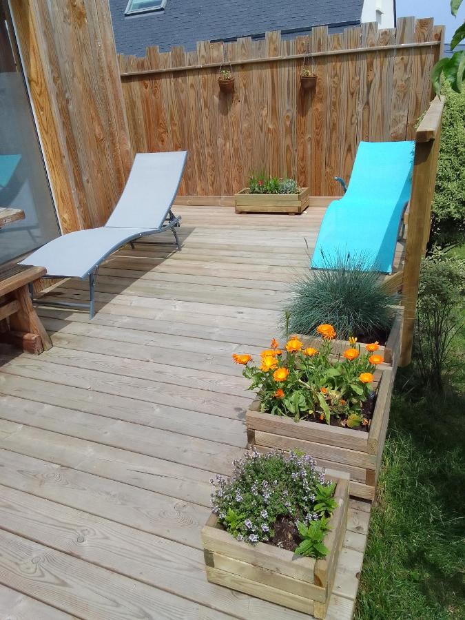 Adorable Cottage Perrosien dans jardin arboré Exterior foto